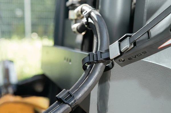 Flexible Nylon Cable Tie Flexible Nylon Cable Tie